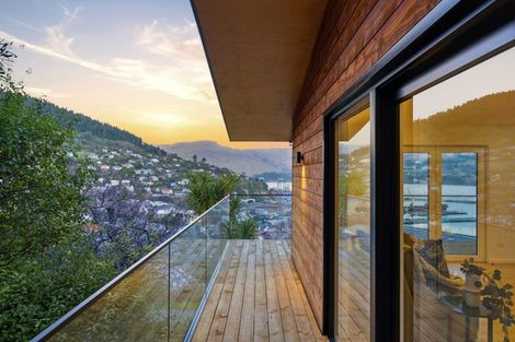 Photo of property in 43 Jacksons Road, Lyttelton, 8082