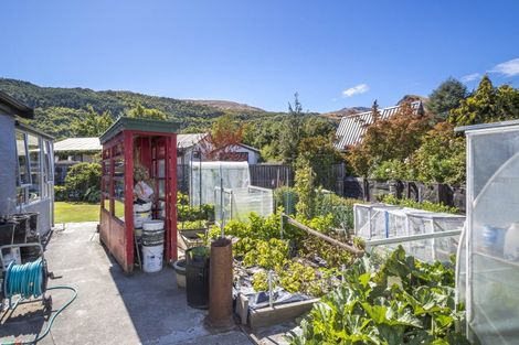 Photo of property in 17 Inverness Crescent, Arrowtown, 9302