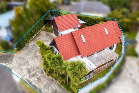 Photo of property in 40 Tudor Road, Henderson, Auckland, 0610