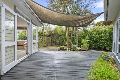 Photo of property in 393 Aokautere Drive, Aokautere, Palmerston North, 4471