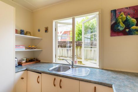 Photo of property in 10b Waikare Road, Raumati Beach, Paraparaumu, 5032