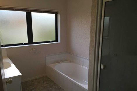 Photo of property in 8 Earls Court, Hillcrest, Hamilton, 3216