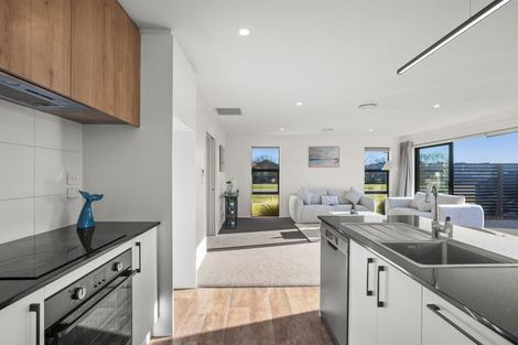 Photo of property in 1 Woodford Avenue, Woodend, 7610