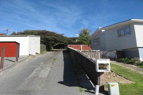 Photo of property in 32 Antrim Crescent, Wainuiomata, Lower Hutt, 5014