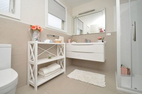 Photo of property in 12 Tinkler Place, Favona, Auckland, 2024