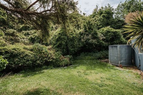 Photo of property in 14 Moana Street, Kaka Point, 9271