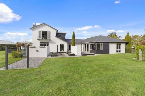 Photo of property in 97e Englefield Road, Northwood, Christchurch, 8051