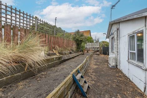 Photo of property in 2/6 Drake Street, New Brighton, Christchurch, 8061