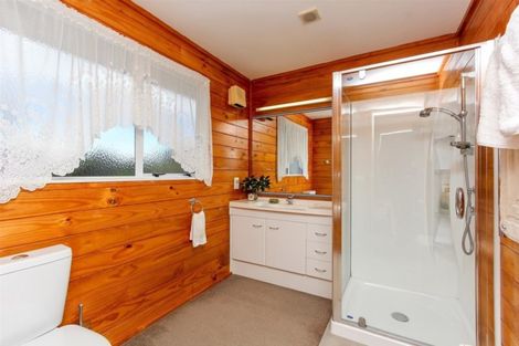 Photo of property in 54 Karina Road, Merrilands, New Plymouth, 4312