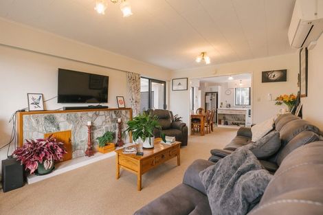Photo of property in 14 Pollen Street, Woodville, 4920
