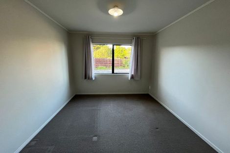 Photo of property in 9 Edgewater Drive, Pakuranga, Auckland, 2010