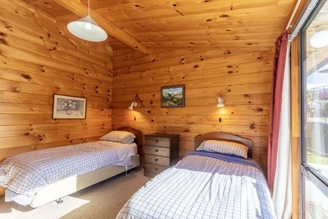 Photo of property in 2 Kaimanawa Street, Omori, Turangi, 3381