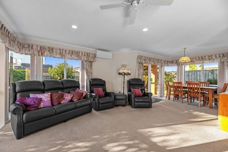 Photo of property in 5 Bayfair Drive, Mount Maunganui, 3116