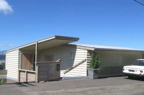 Photo of property in 31a Harbour View Road, Northland, Wellington, 6012