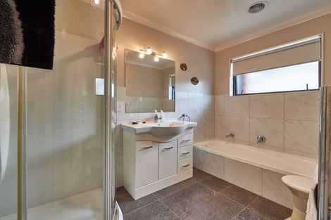 Photo of property in 7 Astelia Court, Milson, Palmerston North, 4414