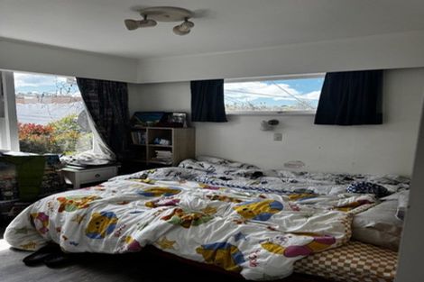 Photo of property in 15 Bevyn Street, Castor Bay, Auckland, 0620