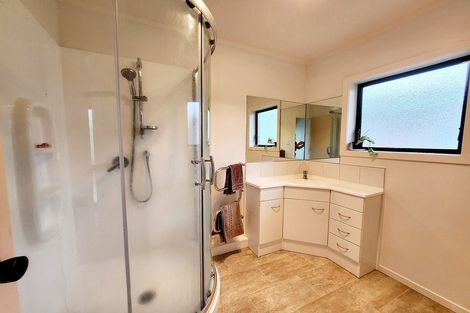 Photo of property in 37a Hukanui Road, Fairfield, Hamilton, 3214