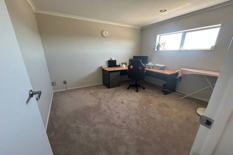 Photo of property in 23 Kerrykeel Drive, Flat Bush, Auckland, 2019