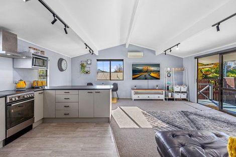 Photo of property in 53a Waitaha Road, Welcome Bay, Tauranga, 3112