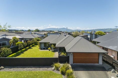 Photo of property in 5 Rodeo Drive, Kelvin Grove, Palmerston North, 4414