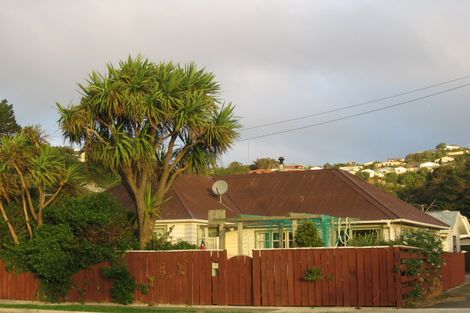 Photo of property in 8 James Street, Plimmerton, Porirua, 5026
