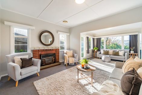 Photo of property in 11 Terawhiti Terrace, Karori, Wellington, 6012