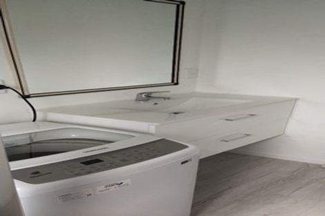 Photo of property in 1/12 Hebron Road, Waiake, Auckland, 0630