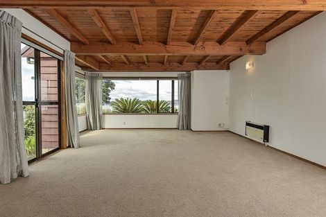 Photo of property in 33 Queens Parade, Devonport, Auckland, 0624