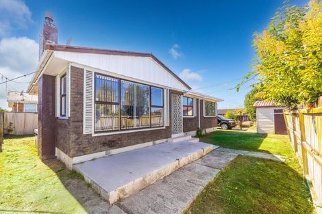 Photo of property in 1 Thornton Place, Melville, Hamilton, 3206
