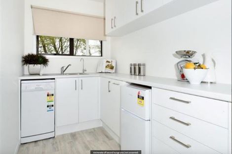 Photo of property in 263 Old North Road, Kumeu, 0892