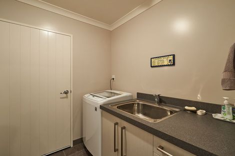 Photo of property in 7 Astelia Court, Milson, Palmerston North, 4414