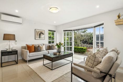 Photo of property in 48 Stanaway Street, Hillcrest, Auckland, 0627