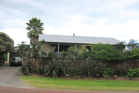 Photo of property in 52 Beaumont Green, Pauanui, Hikuai, 3579