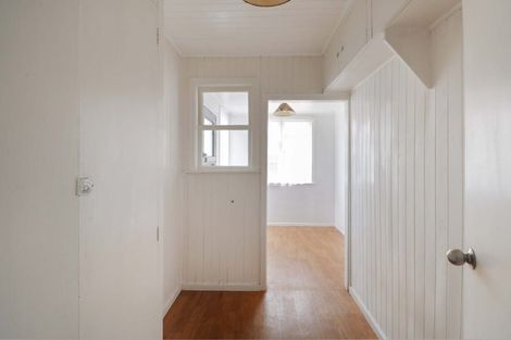 Photo of property in 218 Naenae Road, Naenae, Lower Hutt, 5011