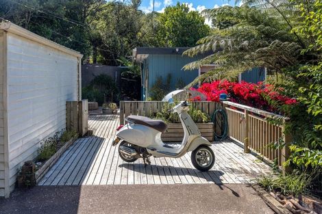 Photo of property in 61 Fairview Crescent, Omiha, Waiheke Island, 1081