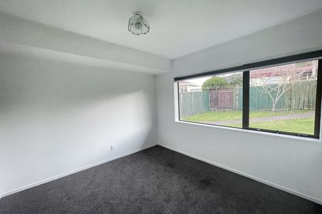 Photo of property in 9 Liam Place, Half Moon Bay, Auckland, 2012