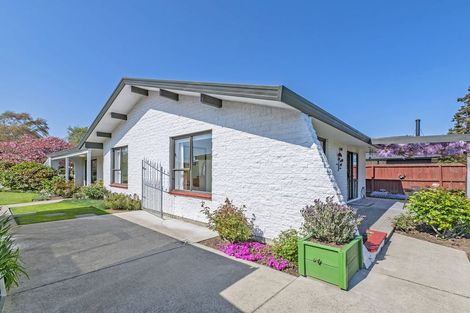 Photo of property in 74 Sabys Road, Halswell, Christchurch, 8025