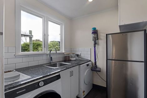 Photo of property in 17 Salisbury Avenue, Terrace End, Palmerston North, 4410