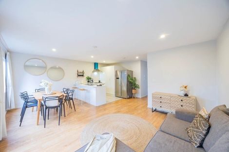 Photo of property in Casa Bella, 9/427 Albany Highway, Albany, Auckland, 0632