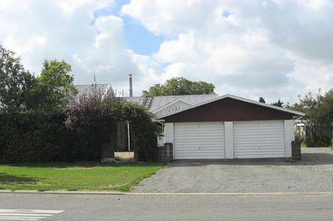 Photo of property in 32 Mathias Street, Darfield, 7510