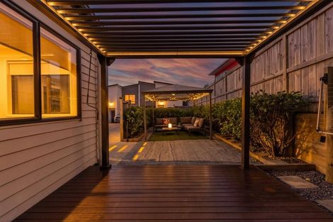 Photo of property in 10 Sophie Lane, Henderson, Auckland, 0612