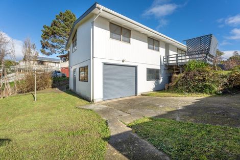 Photo of property in 60 Norana Road, Timberlea, Upper Hutt, 5018