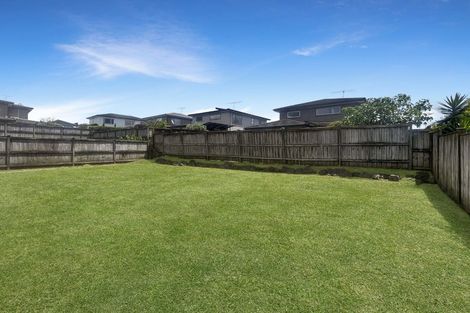 Photo of property in 22 Riviera Drive, Flat Bush, Auckland, 2019