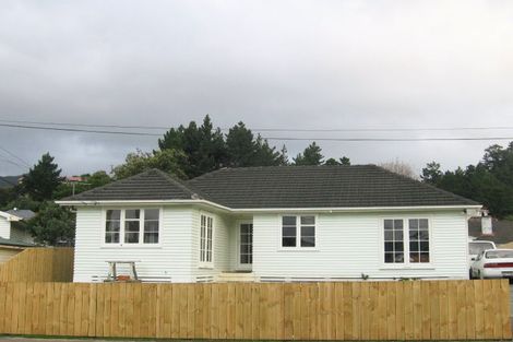 Photo of property in 7 Hanson Grove, Stokes Valley, Lower Hutt, 5019