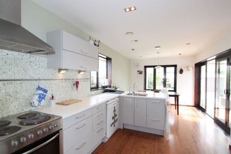 Photo of property in 26 Estuary Road, New Brighton, Christchurch, 8061