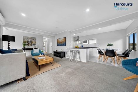 Photo of property in 67 Manuroa Road, Takanini, 2112