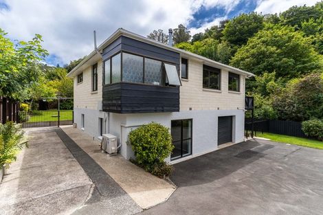 Photo of property in 84 Glenross Street, Glenross, Dunedin, 9011