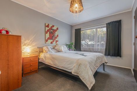 Photo of property in 43 Normanby Street, Woodville, 4920