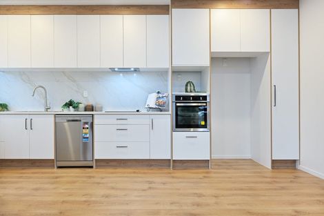 Photo of property in 1/42 Woodside Road, Massey, Auckland, 0614