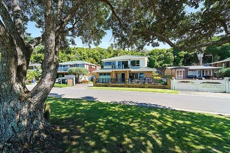 Photo of property in 20 Matakatia Parade, Matakatia, Whangaparaoa, 0930